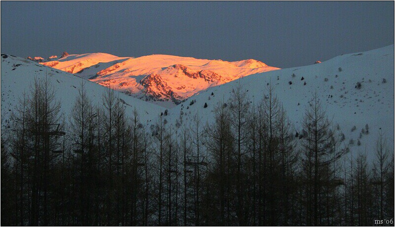 img00004.jpg