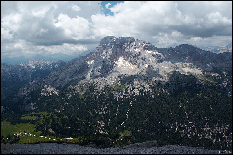 img00004.jpg