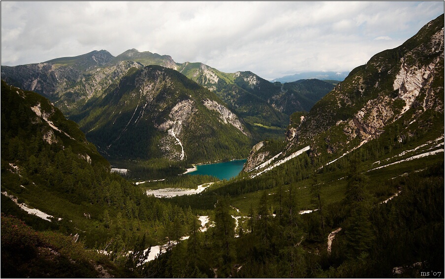img00017.jpg