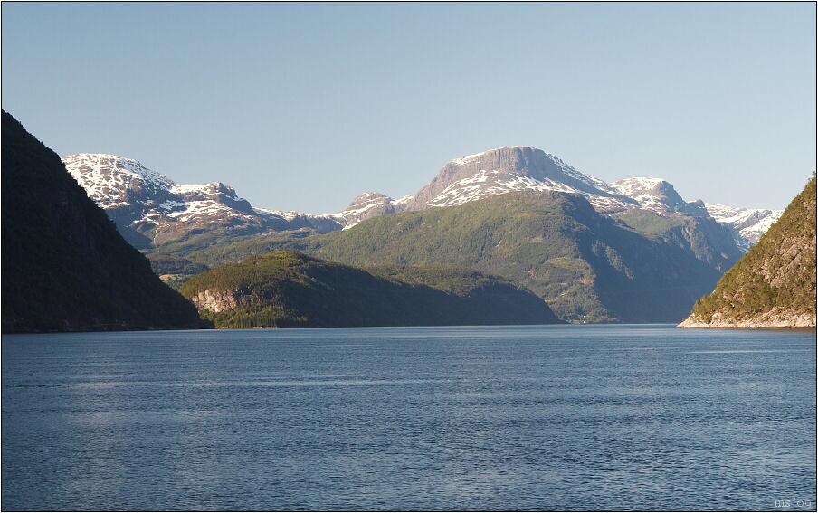 img00030.jpg