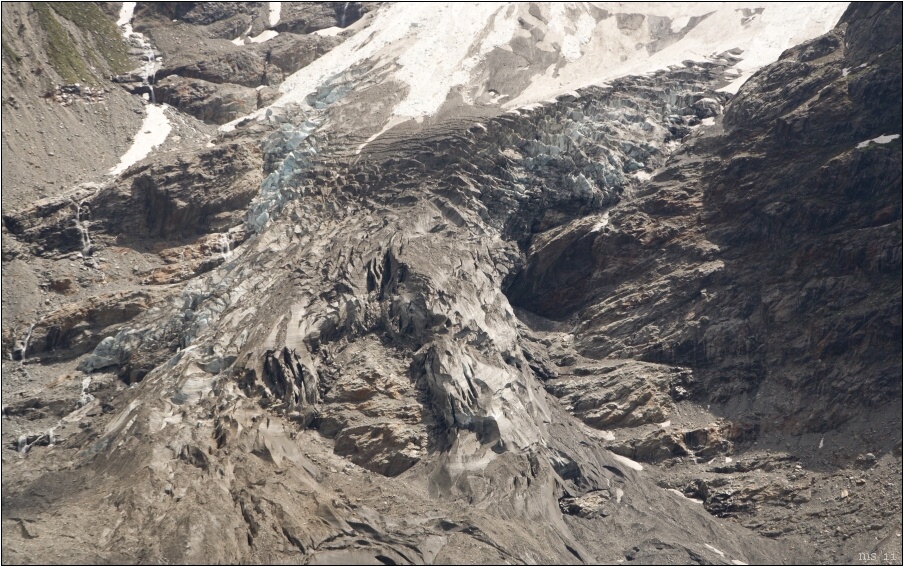 img00030.jpg