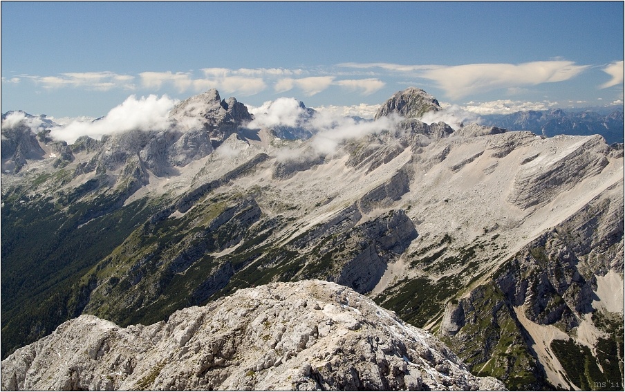 img00017.jpg