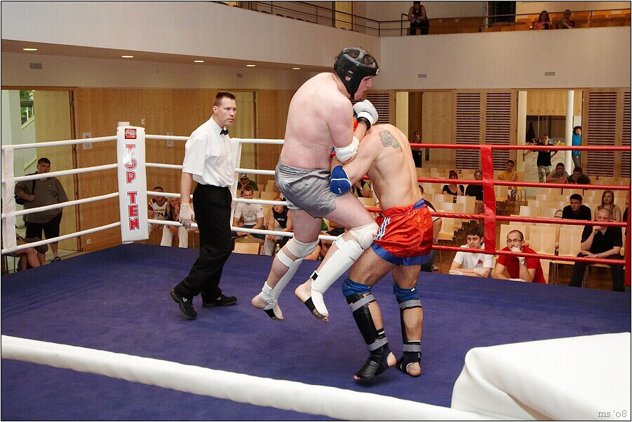 img00004.jpg