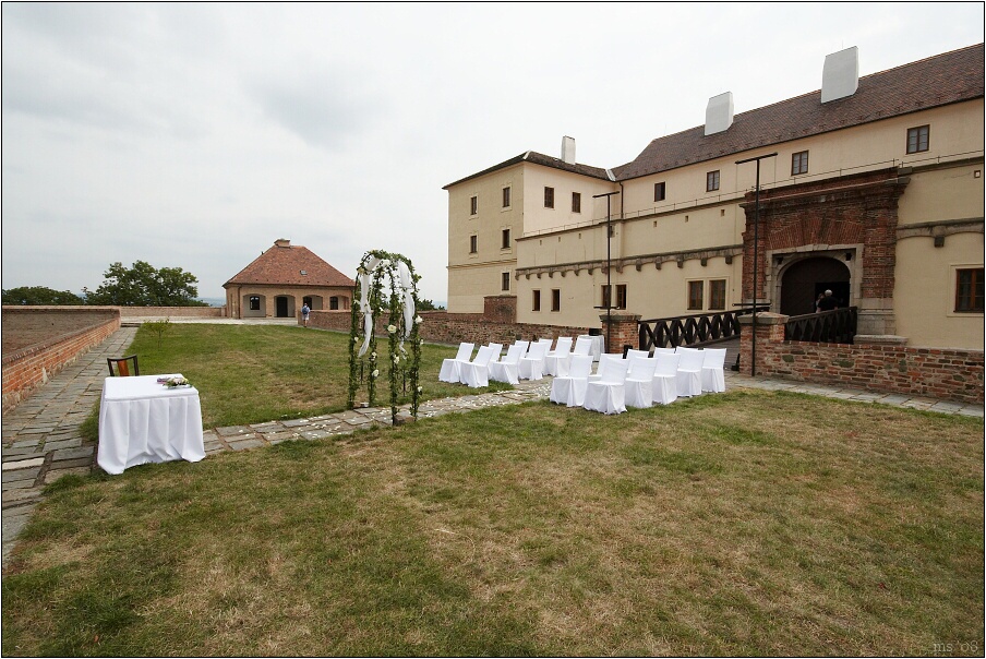 img00003.jpg