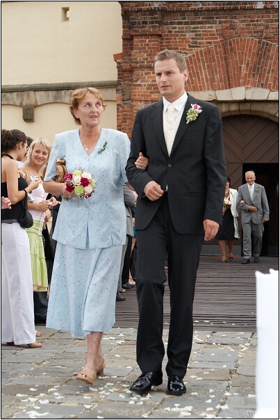 img00006.jpg
