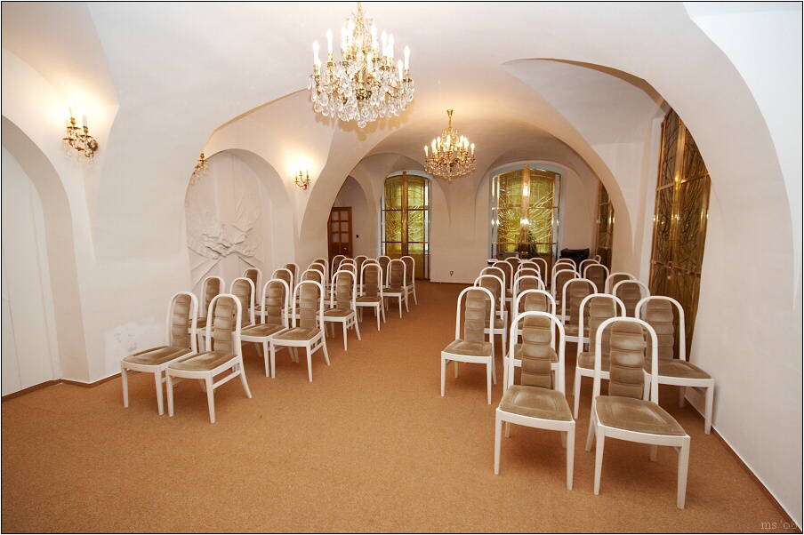 img00003.jpg