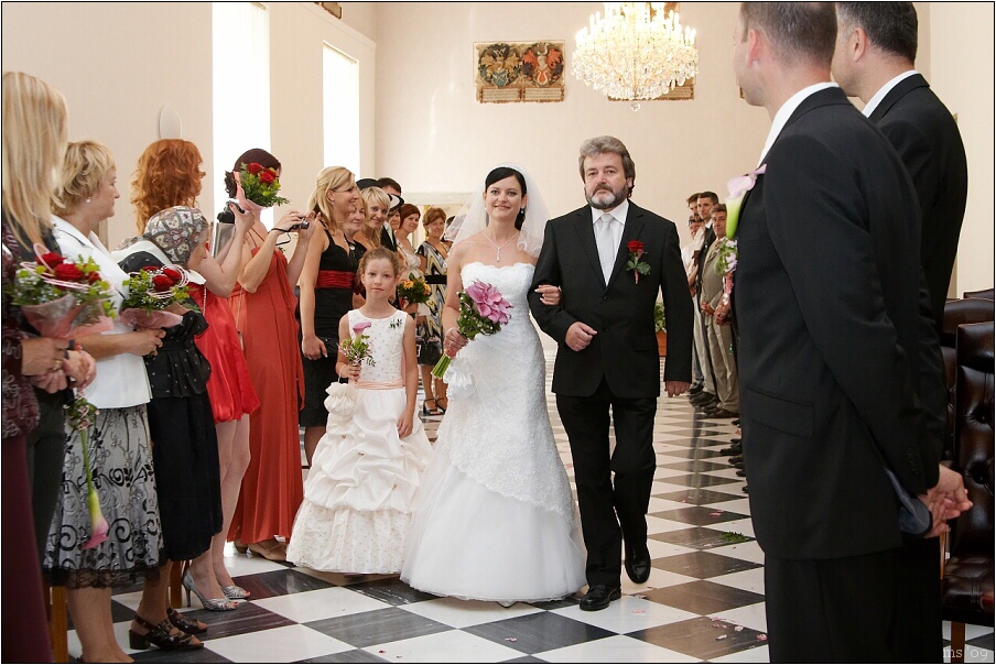 img00015.jpg