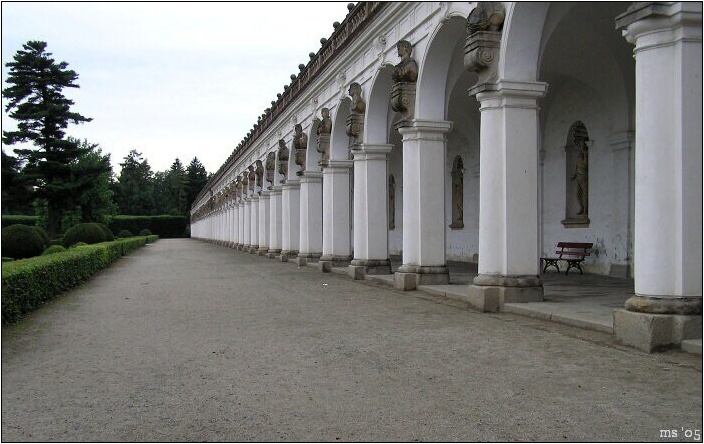 img00006.jpg